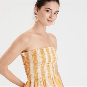 American Eagle Smocked Yellow Tube Top | Summer | Beach | Casual